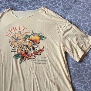 Off the shoulder tee